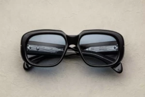 jacques marie mage_kobo_titan_front2