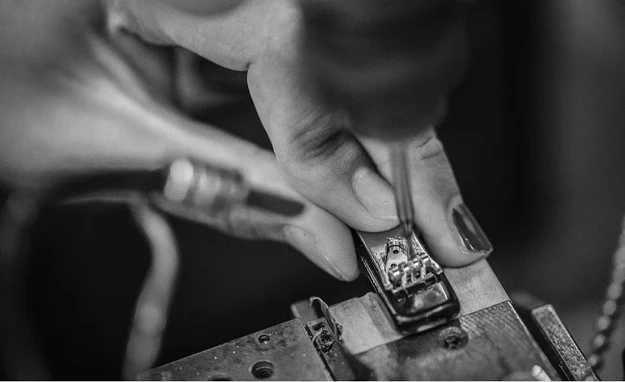 Monture Jacques Marie Mage artisanat exclusif - Optique Chevalier Nantes