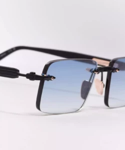 Lunettes de soleil John Dalia R01 C303 – détail