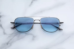 Lunettes de soleil Jacques Marie Mage Cendrars Antique Silver – vue de face 2
