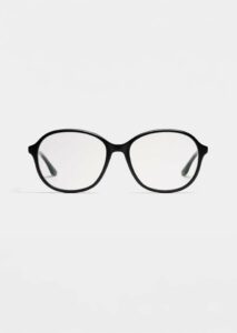 Peter And May Solenne Black — vue profil