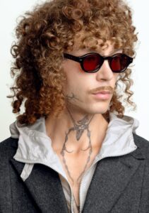 Lunettes de soleil Peter And May Jules Is My Friend Sun Dark Shell Bordeaux – détail