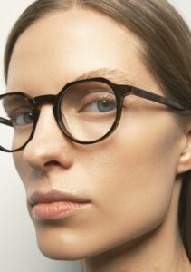 Kaleos Berkus M Havane Foncé coloris 2 — lunettes portées de profil