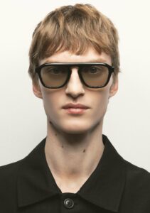 Kaleos Crowne Noir Photochromique coloris 1 — lunettes portées de face