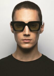Kaleos Debella Noir photochromique coloris 1 — lunettes portées