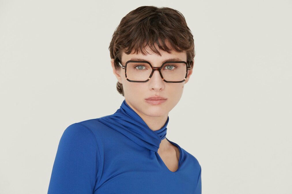 66512 olivia squared tortoise optical glasses by gigi studios 1